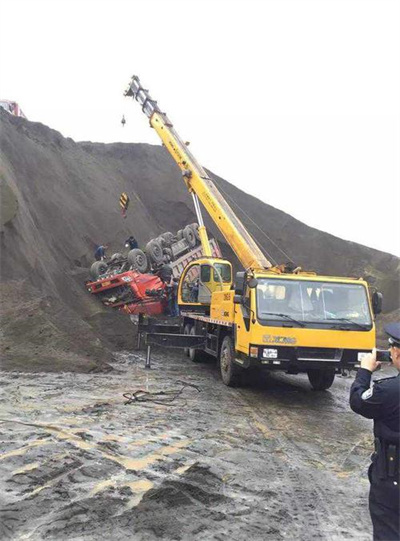 扎兰屯上犹道路救援